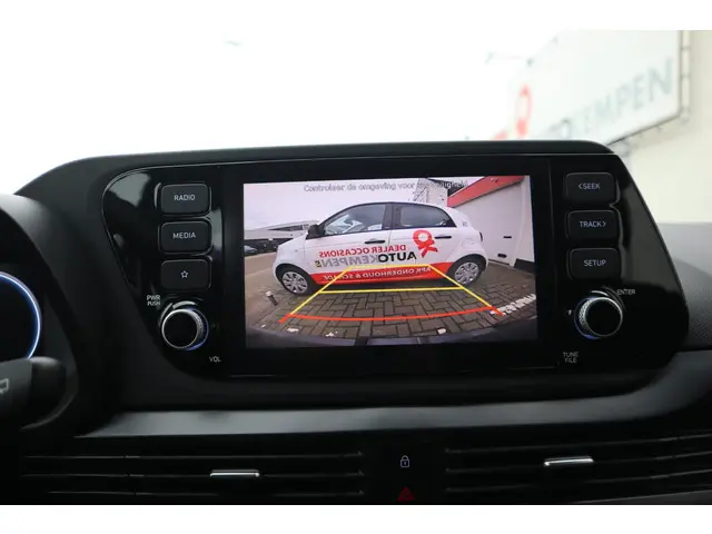 Hyundai i20 1.0 T-GDI COMFORT 2023 Benzine 9