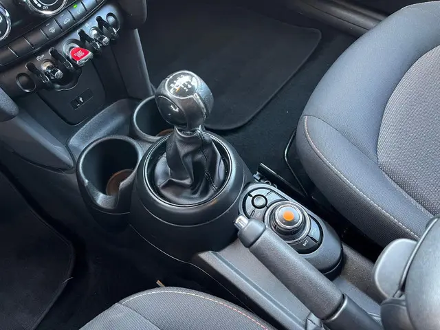 MINI One Mini 1.5 2018 Benzine 15