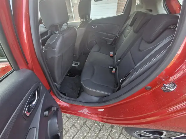 Renault Clio 0.9 TCe Expression 2015 Benzine 11