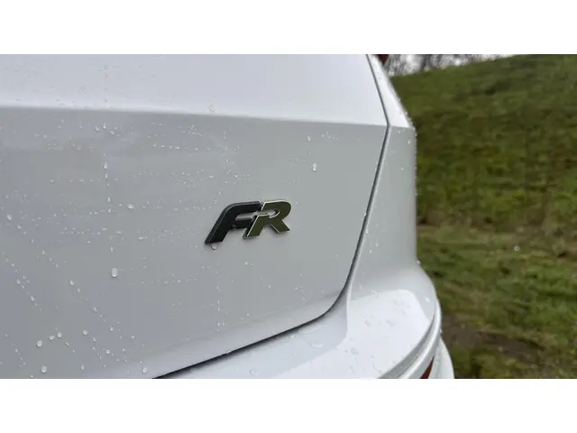 SEAT Ateca 1.5 TSI FR Business Intense 2025 Benzine 14