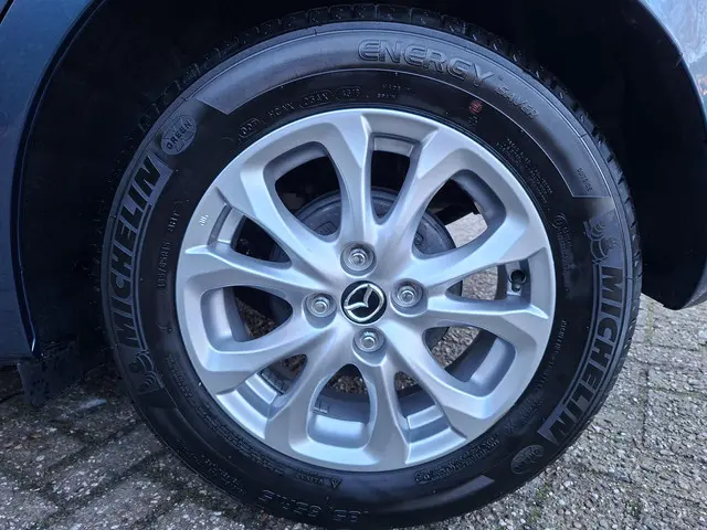 Mazda 2 1.5 Skyactiv-G SkyLease 2019 Benzine 20
