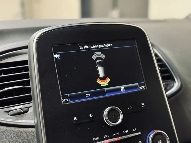 Renault Scénic 1.3 TCe Limited 2019 Benzine 19
