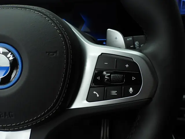 BMW X5 xDrive50e 2025 Hybride Benzine 15