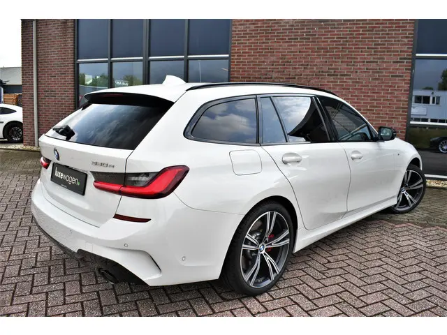 BMW 3 Serie Touring 330e M-Sport 2020 Hybride Benzine 80