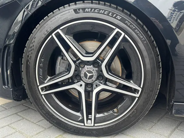 Mercedes-Benz A-Klasse 180 Premium Plus 2020 Benzine 13