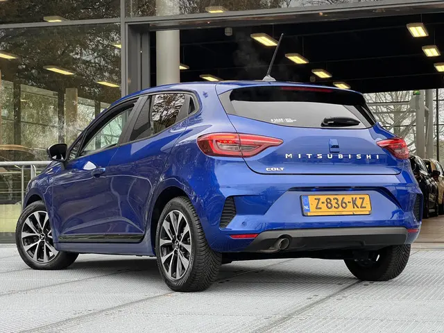 Mitsubishi Colt 1.0T MT Intense 2024 Benzine 6