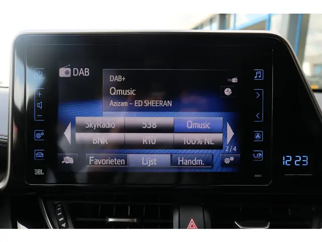 Toyota C-HR 1.8 Hybrid Style 2018 Hybride Benzine 26