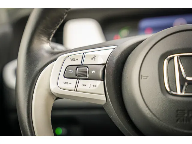 Honda Jazz 1.5i e:HEV EXECUTIVE 2022 Hybride Benzine 15