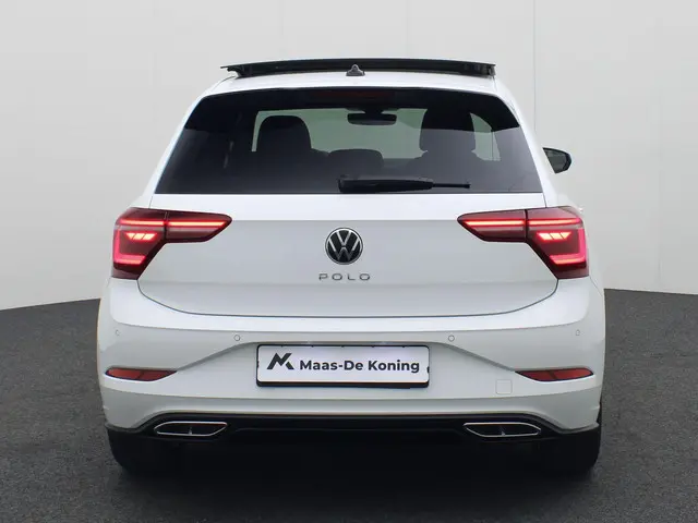 Volkswagen Polo 1.0TSI/95PK R-Line 2024 Benzine 31