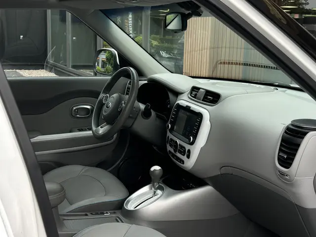 Kia e-Soul EV ExecutivePlusLine 27 kWh 2018 Elektrisch 36