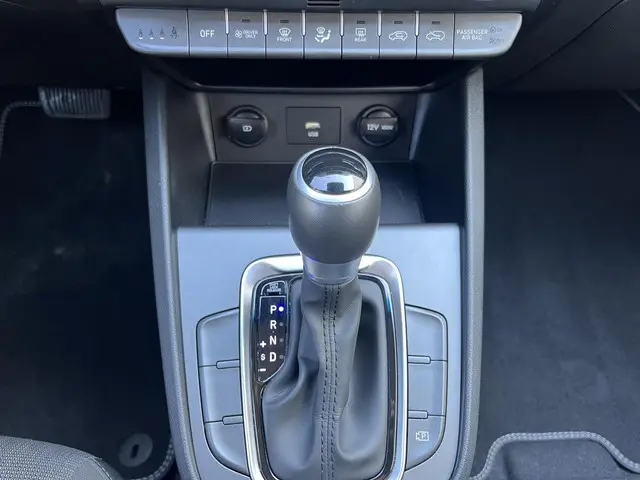 Hyundai Kona 1.6 GDI HEV Fashion 2021 Hybride Benzine 64