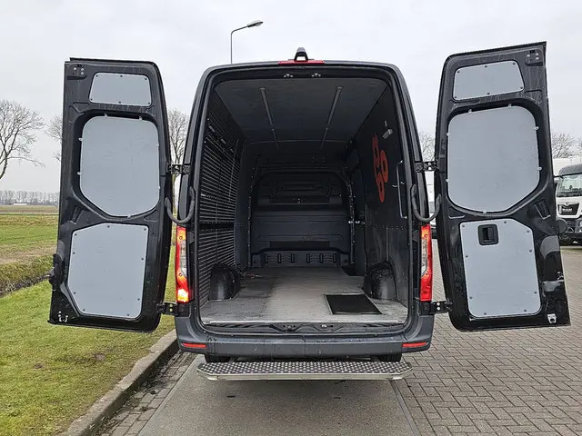 Mercedes-Benz Sprinter 316 2018 Diesel 13