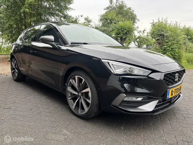 SEAT Leon 1.5 eTSI FR Hele nette auto 2021 Benzine 4