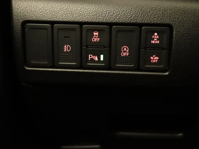 Suzuki Vitara 1.6 High Executive 2015 Benzine 25