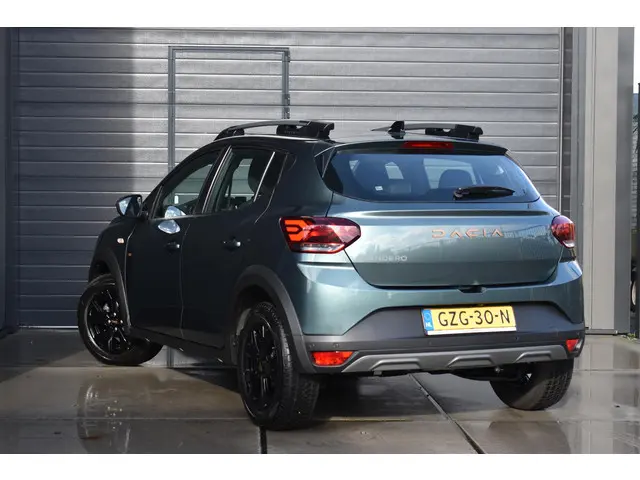 Dacia Sandero Stepway TCe 110 Extreme 2024 Benzine 9