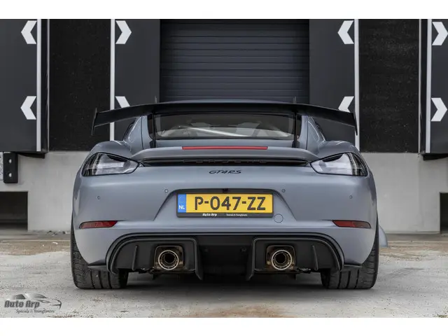 Porsche 718 GT4 RS 2022 Benzine 18