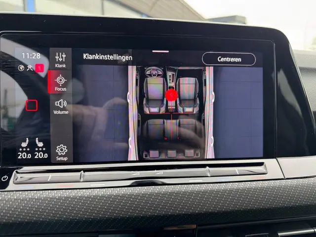 Volkswagen Golf 1.5 eTSI R-Line 2022 Benzine 26