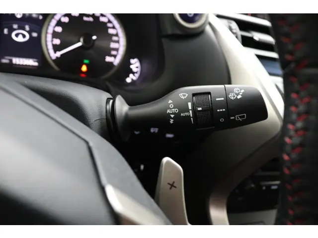 Lexus NX 300h AWD F Sport Line 2014 Hybride Benzine 33