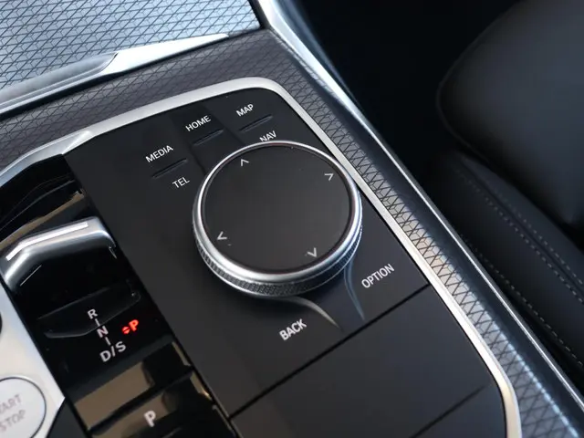 BMW 3 Serie Touring 330e 2026 Hybride Benzine 21