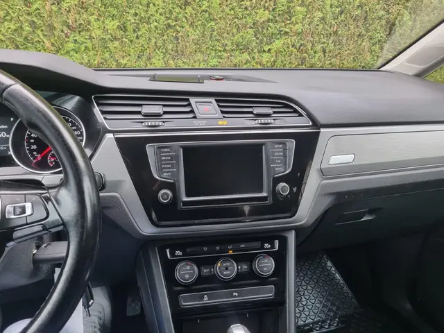 Volkswagen Touran 2.0 TDI SCR Comfortline 2017 Diesel 18