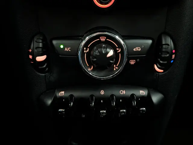 MINI One Mini 1.6 Holland Street 2013 Benzine 10