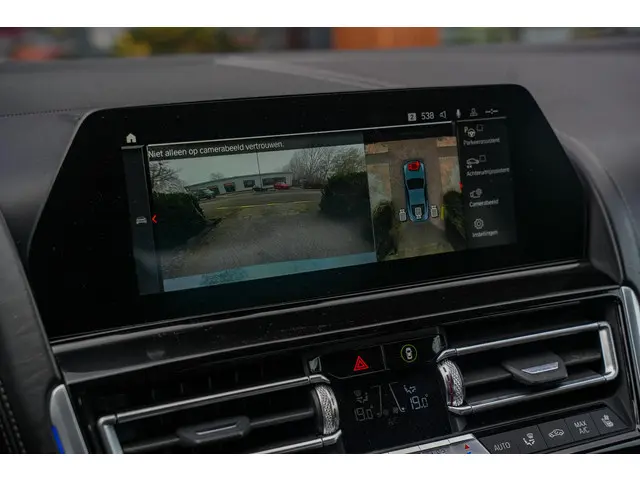 BMW 8 Serie M850i xDrive High Executive 2018 Benzine 19