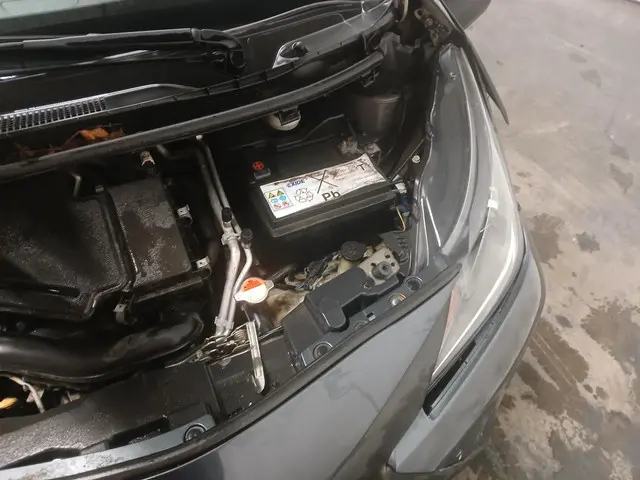 Toyota Aygo 1.0 VVT-i x-now - Frontschade 2017 Benzine 26