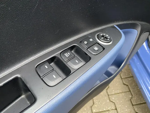 Hyundai i10 1.0i i-Motion Comfort 2016 Benzine 15