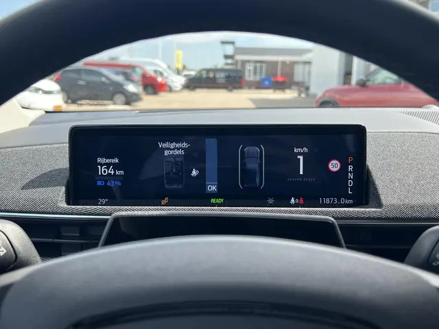 Ford Mustang Mach-E RWD 75 kWh 2023 Elektrisch 22