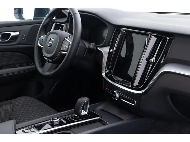 Volvo V60 3