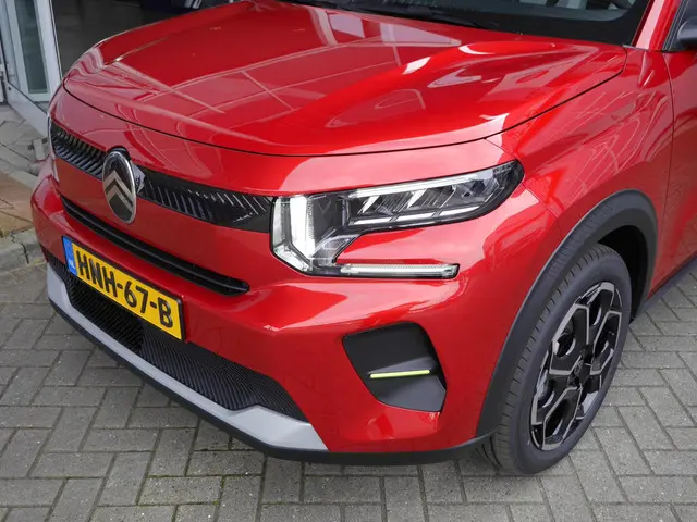 Citroën C3 1.2 Turbo 100pk Max 2025 Benzine 36