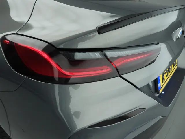 BMW 8 Serie Gran coupe 840i xDrive 2022 Benzine 53