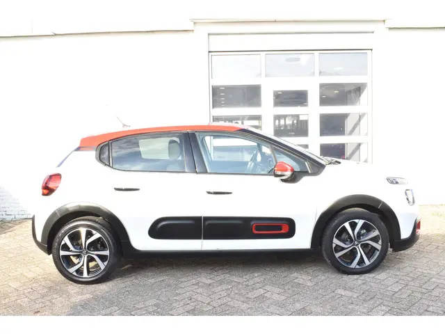 Citroën C3 PureTech 110 Shine 2021 Benzine 7