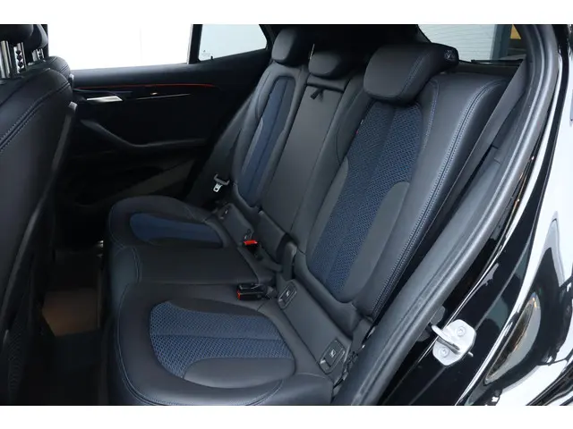 BMW X2 sDrive20i High Executive Edition 2021 Benzine 13