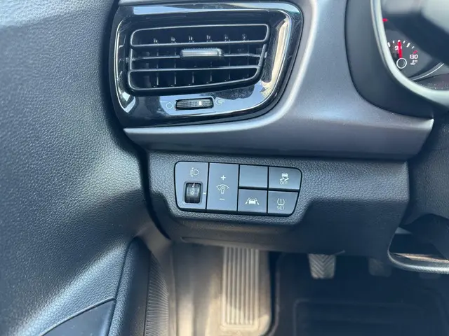 Kia Rio 1.0 TGDI DynamicPlusLine 2020 Benzine 32