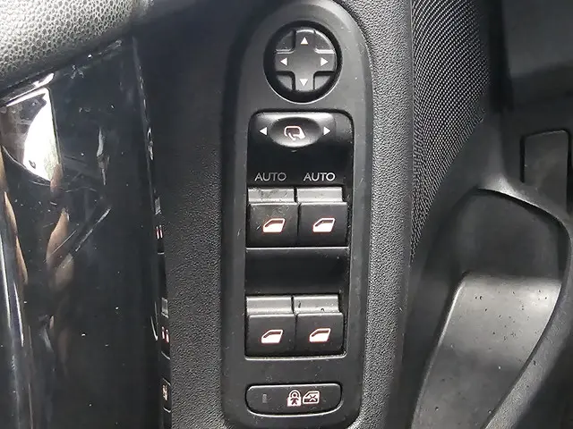 Citroën C3 1.2 PureTech Collection, Automaat 2015 Benzine 7