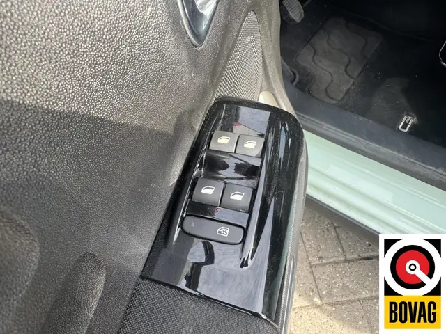 Citroën C3 1.2 PureTech S&S Shine 2017 Benzine 13