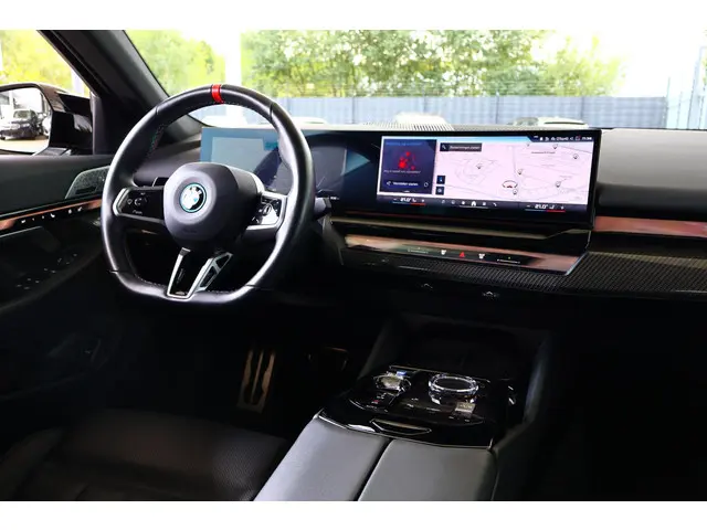 BMW i5 M60 xDrive 84 kWh 2024 Elektrisch 26