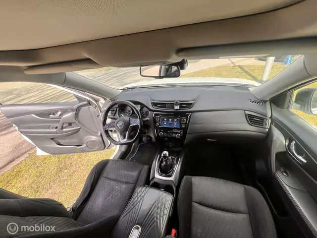 Nissan X-Trail 1.6 DIG-T Tekna 2018 Benzine 14