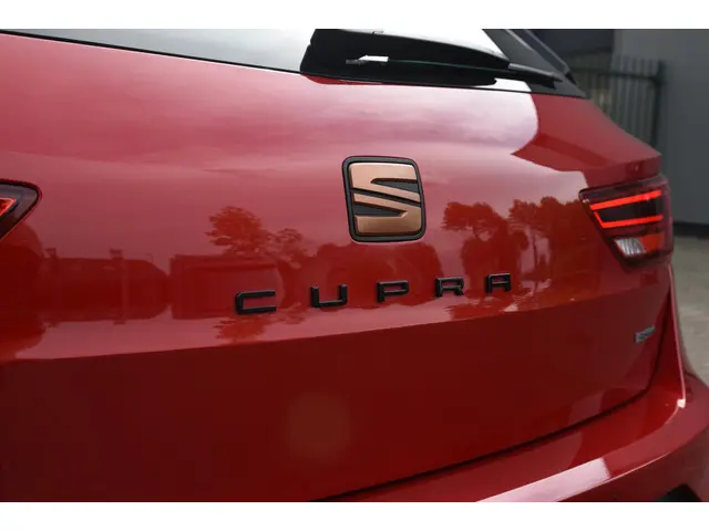 SEAT Leon ST 2.0 TSI 4DRIVE CUPRA 2019 Benzine 38