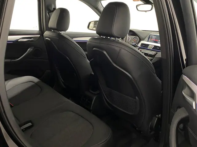BMW X1 xDrive25e Executive 2021 Hybride Benzine 39
