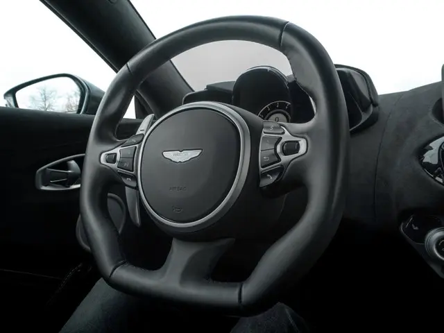 Aston Martin V8 Vantage 4.0 2021 Benzine 15