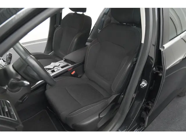 Renault Mégane Estate TCe 110 Limited 2020 Benzine 27