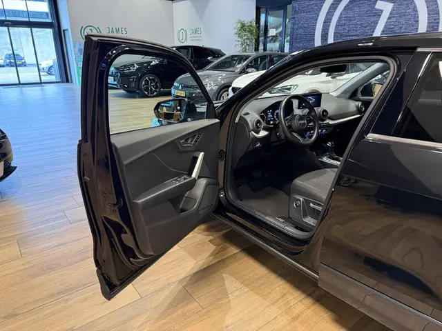 Audi Q2 35 TFSI Prestige 2022 Benzine 13