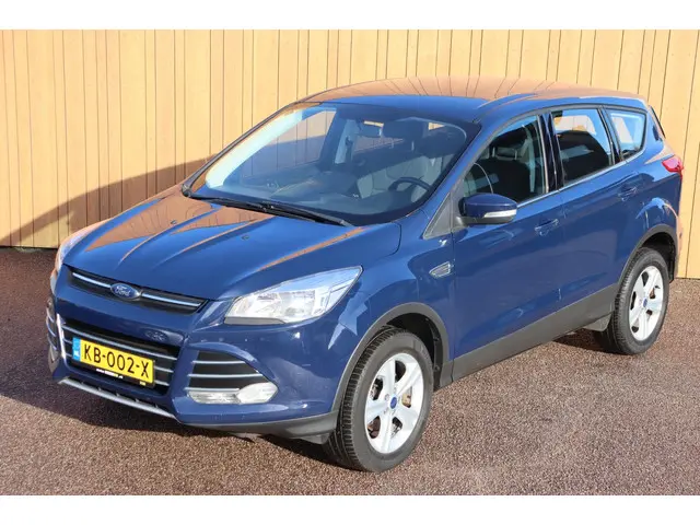 Ford Kuga 1.5 Trend org.nl trekhaak 2016 Benzine 6