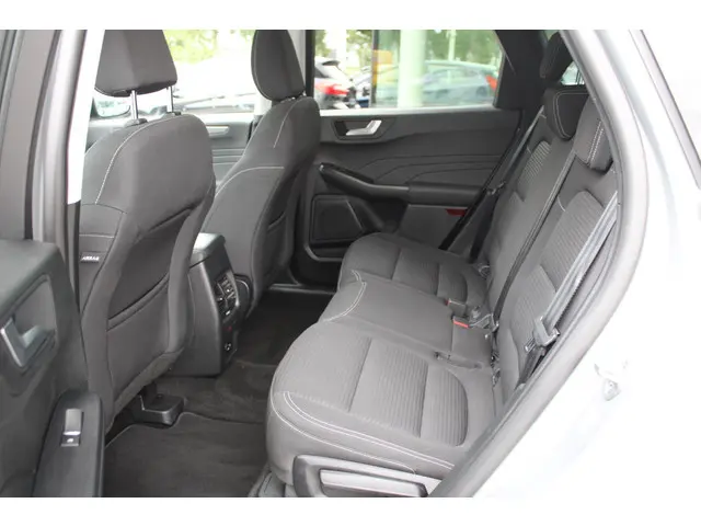 Ford Kuga 2.5 PHEV Titanium 2021 Hybride Benzine 27