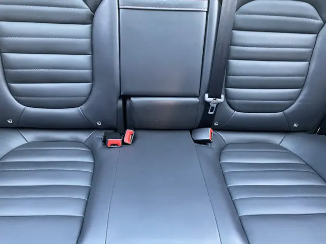 MG EHS 1.5 TGDI Luxury 2022 Hybride Benzine 41