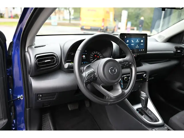 Mazda 2 Hybrid 1.5 Centre-line 2025 Hybride Benzine 15