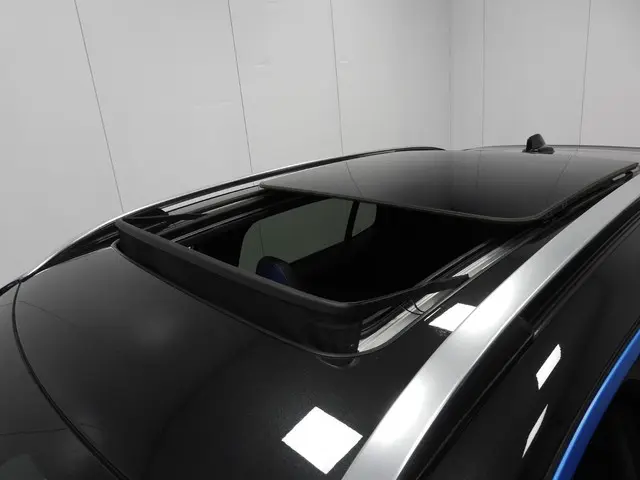 Lynk & Co 01 1.5 PHEV !NIEUW! 2025 Hybride Benzine 39