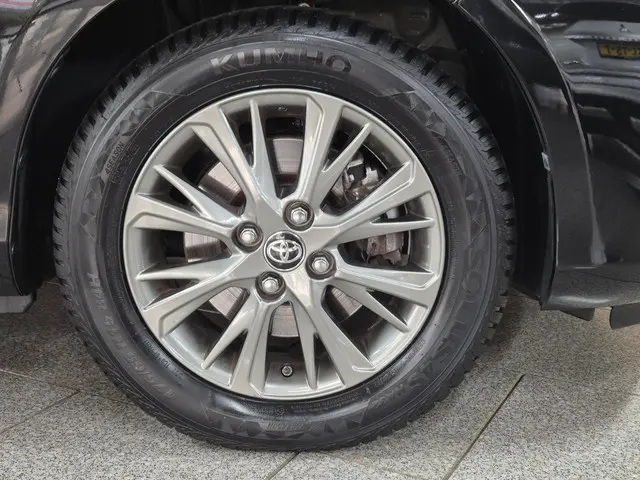 Toyota Yaris 1.5 Hybrid Dynamic 2019 Hybride Benzine 7